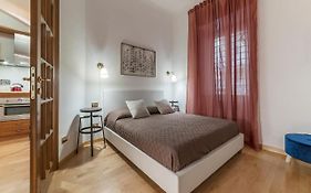 Multifunctional Apartment San Pietro